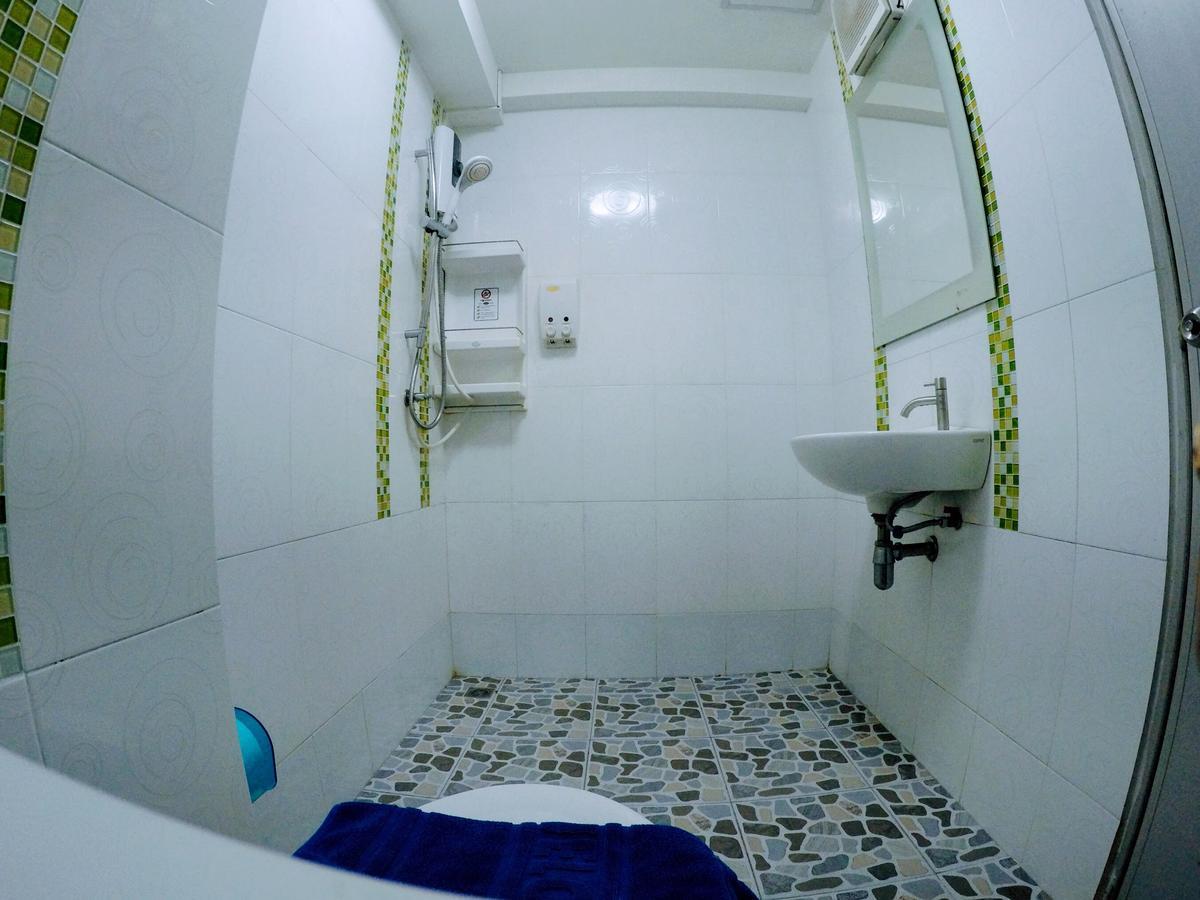 Rent A Guest house Nai Yang