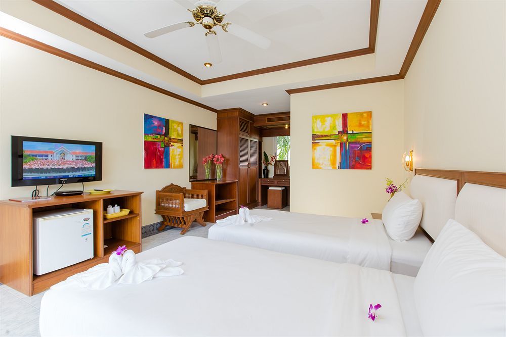 Serenity Lakeside Hotel Kathu