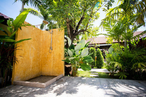 Happy Resort