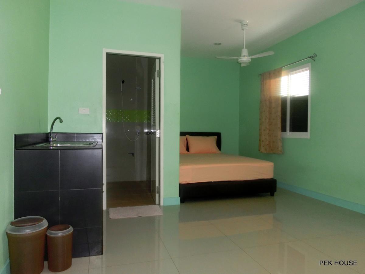 Pek House *