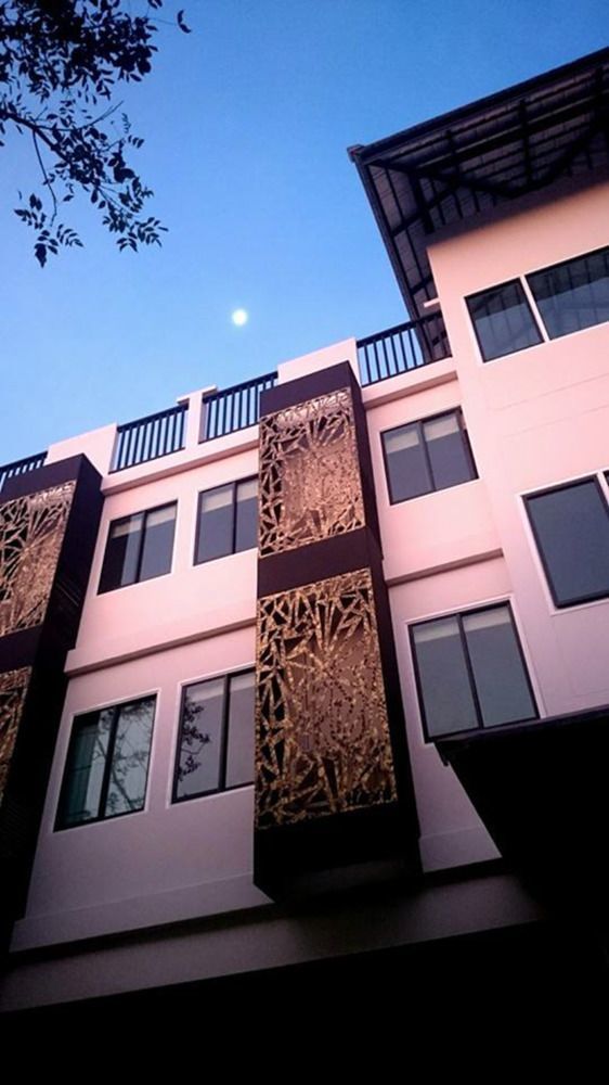 Hotel The Little Nest 2*