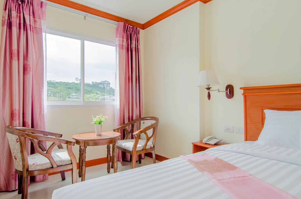 Hotel Zen Chaofa Nok