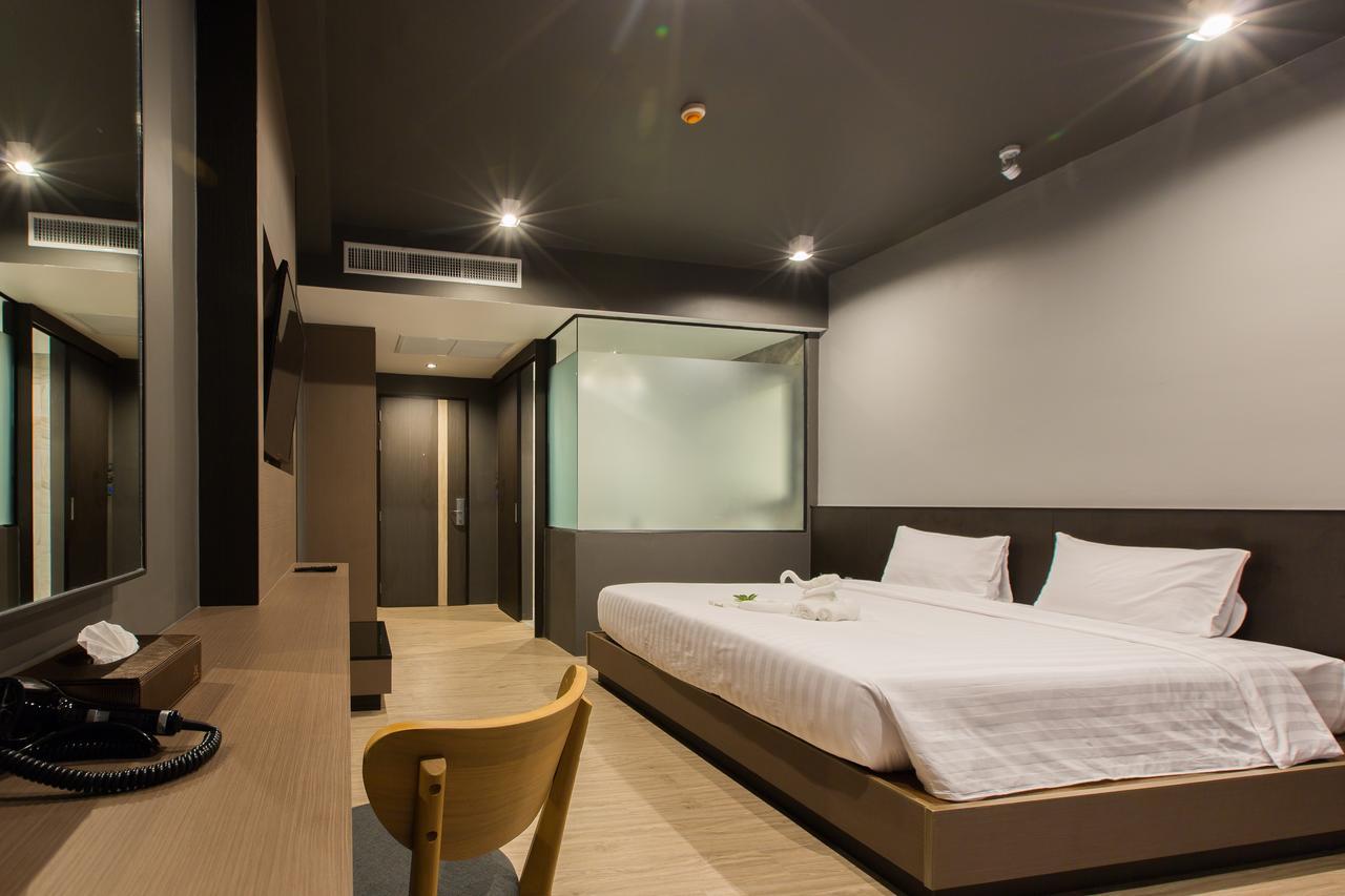 Maya Phuket Airport Hotel-naiyang Hotel 4*