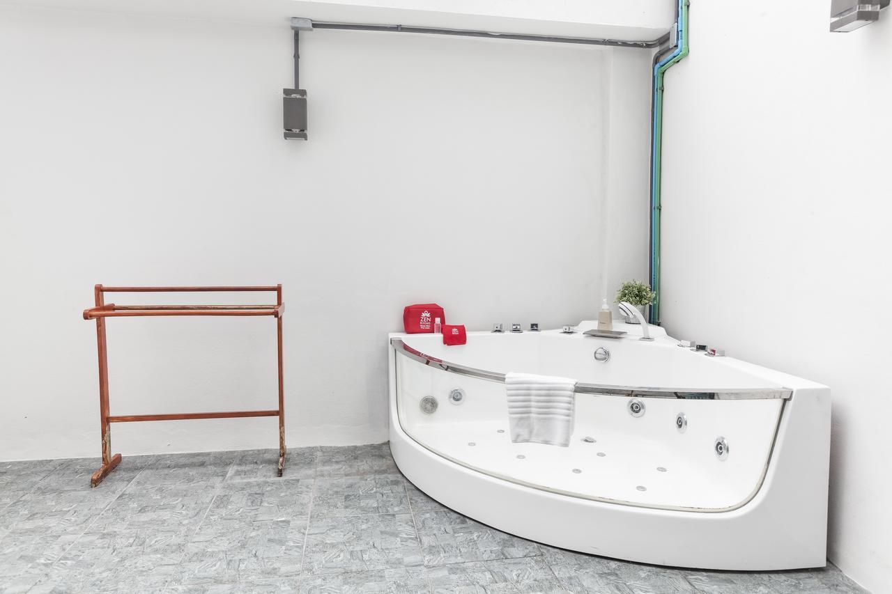 Zen Basic Nanai Phuket Hotel Patong