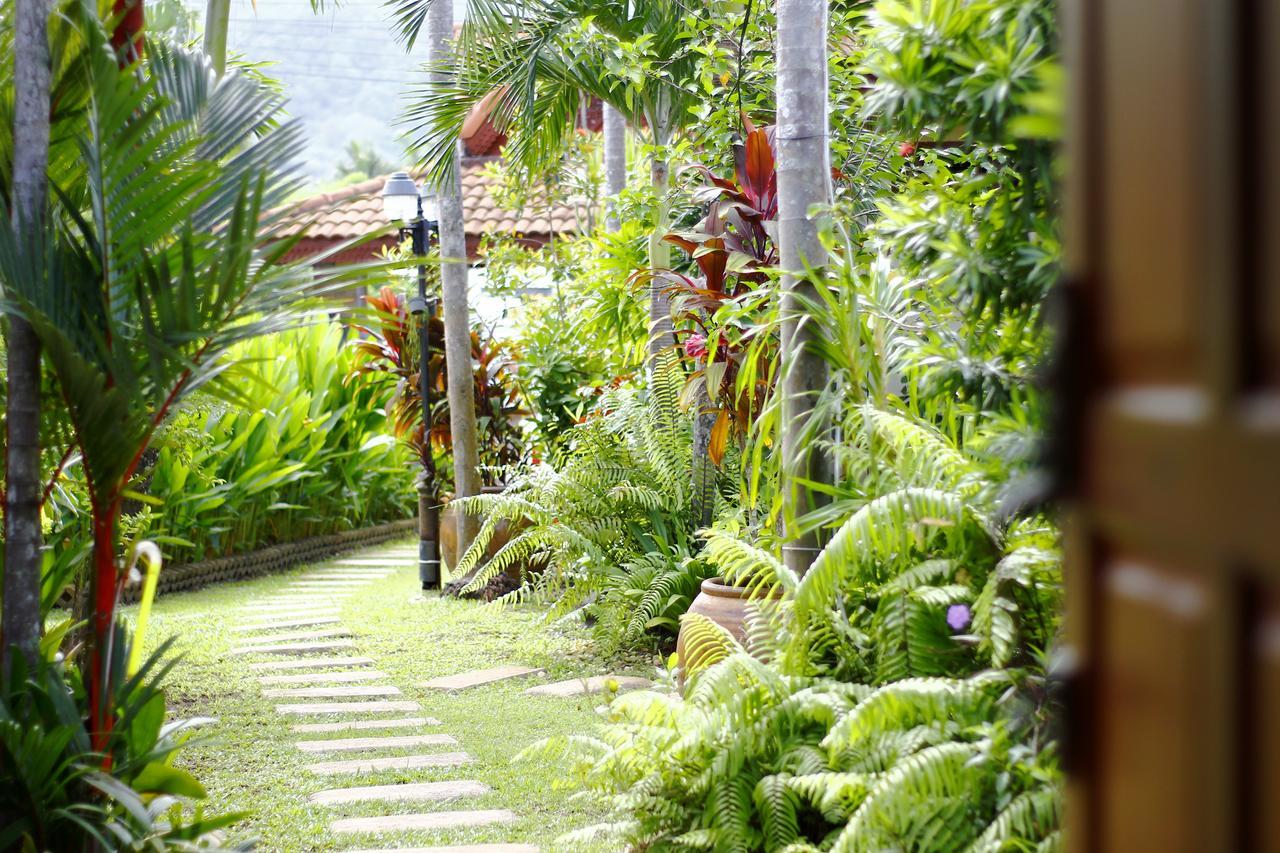 Family Bungalow Strand Kamala