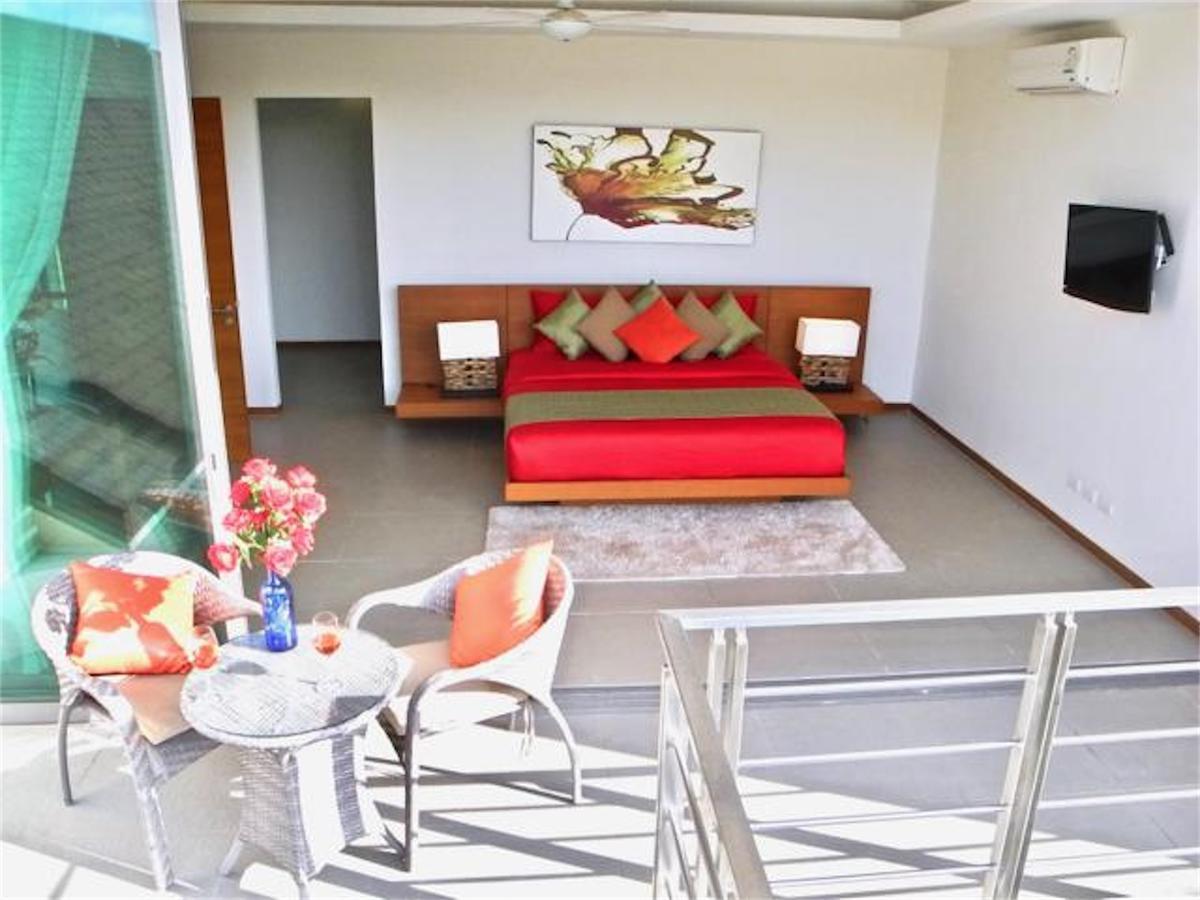 Ka Rawai : Peaceful 4 Bedrooms Pousada Nai Harn