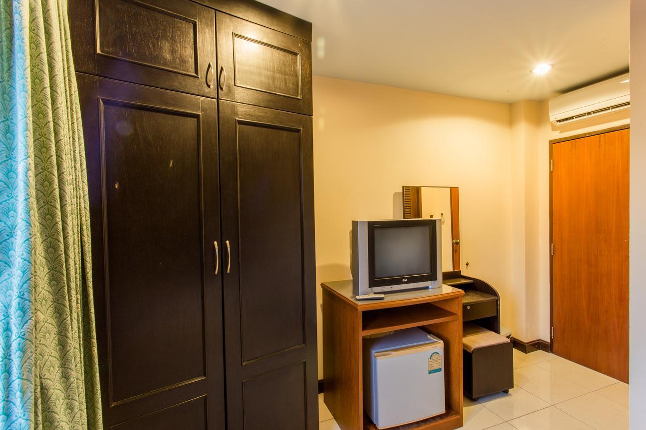 Sunset - Sha Hotel 3*