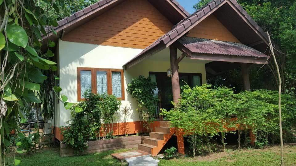 Resort Baan Suan 3*
