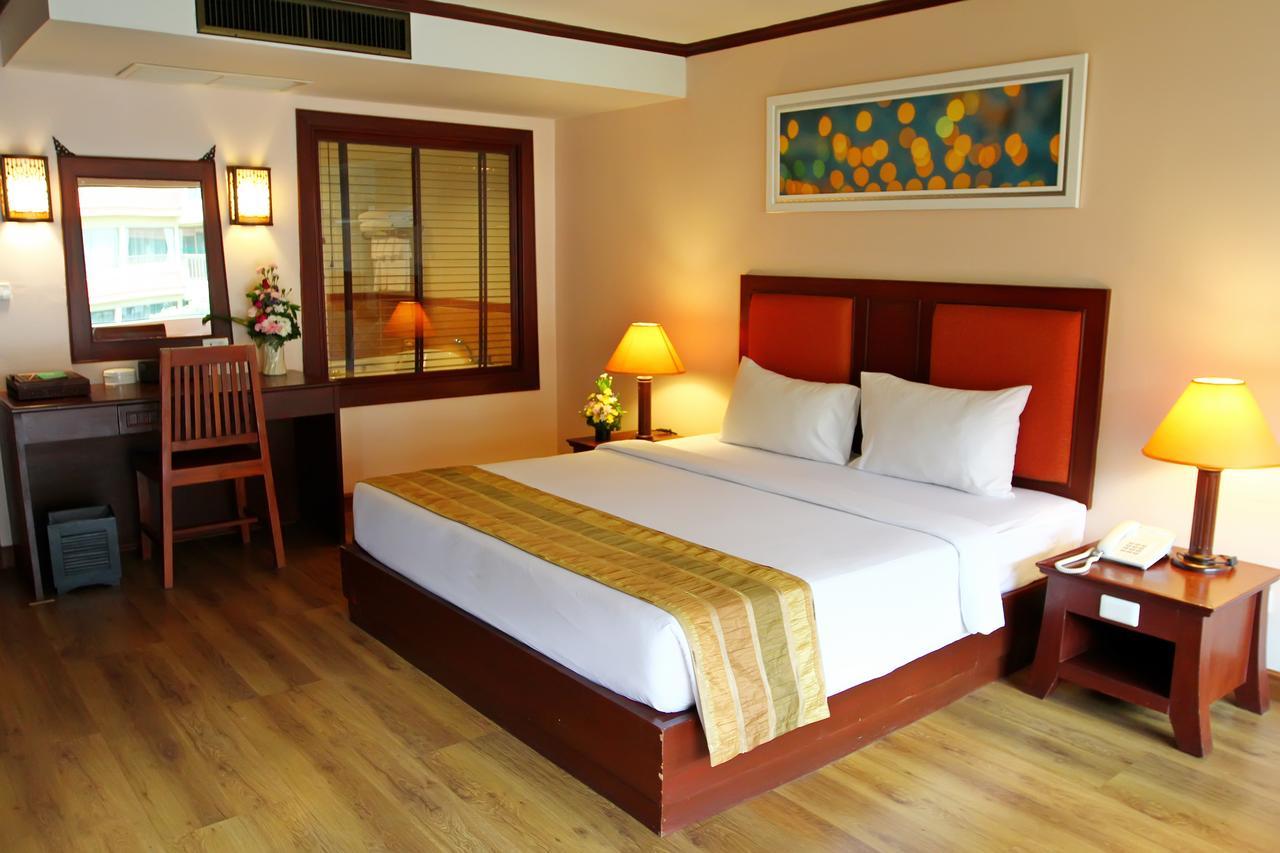 Hotel Bauman Grand Patong
