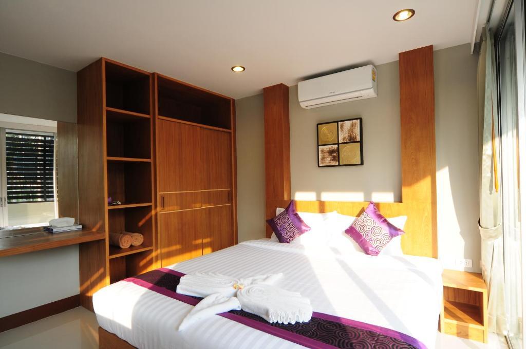 Phu Nana Boutique - Sha