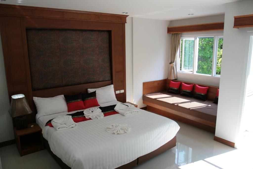Rojjana Kamala Beach
