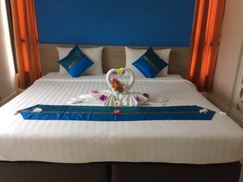 Hotel S4 - Near Phuket Airport 4*