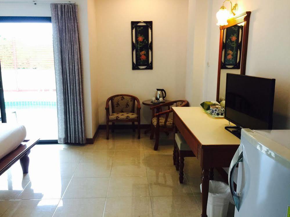 Zhou - Sha Hotel 3*