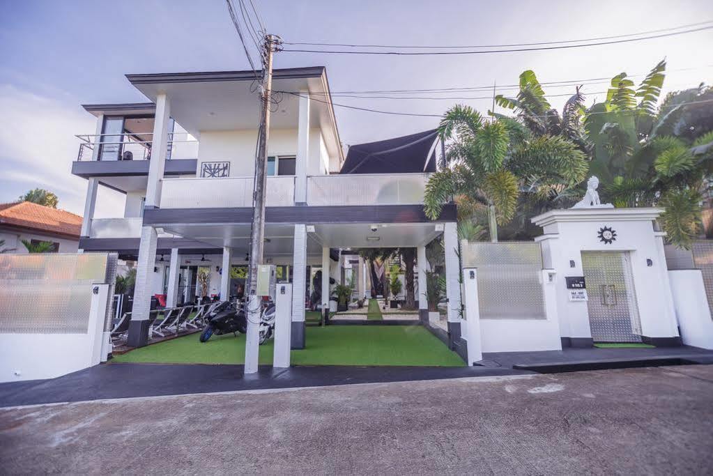Greg's Club Rawai 3*