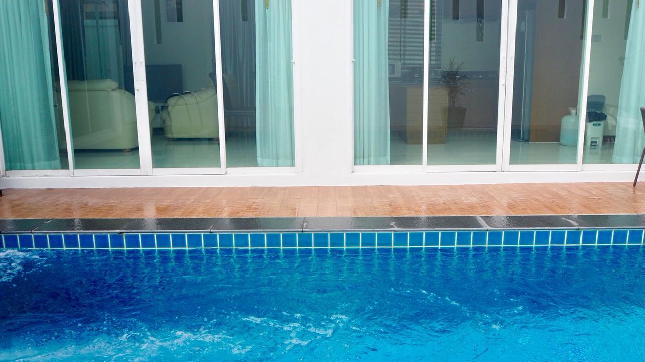 Somewhere Phuket *
