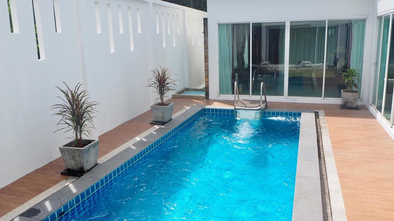 Somewhere Phuket Villa *
