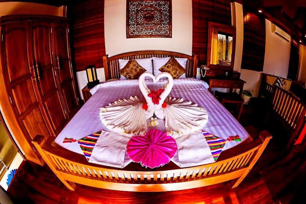 Soul - Beachfront Private Pool Villas, Phuket Nature Retreat * Panwa Beach