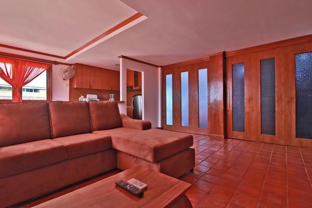 Taosha Hotel Kamala Beach