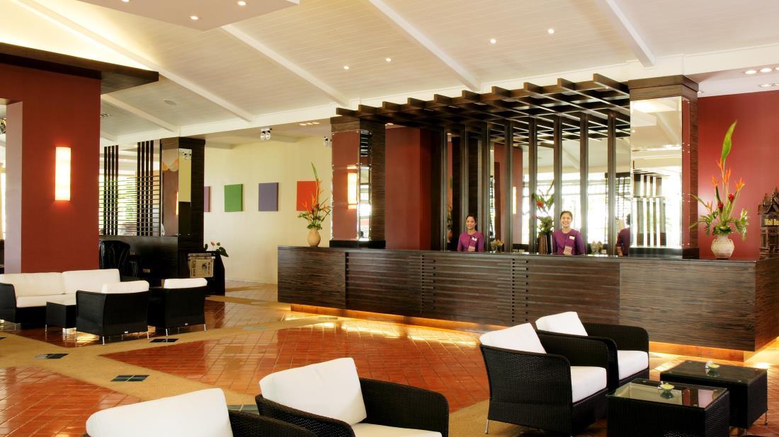 Seasons Naiharn Phuket Hotel
