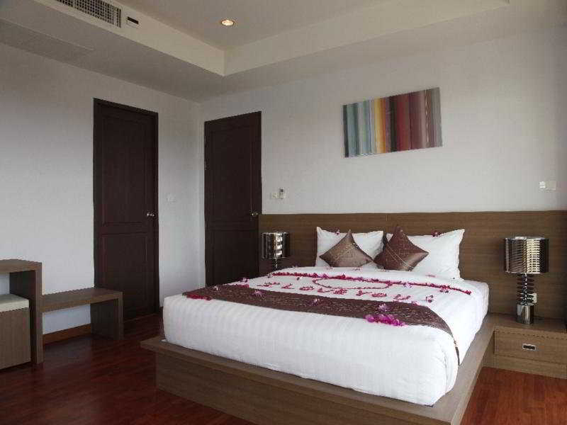 Bangtao Tropical And 4* Bang Tao Beach (Phuket)