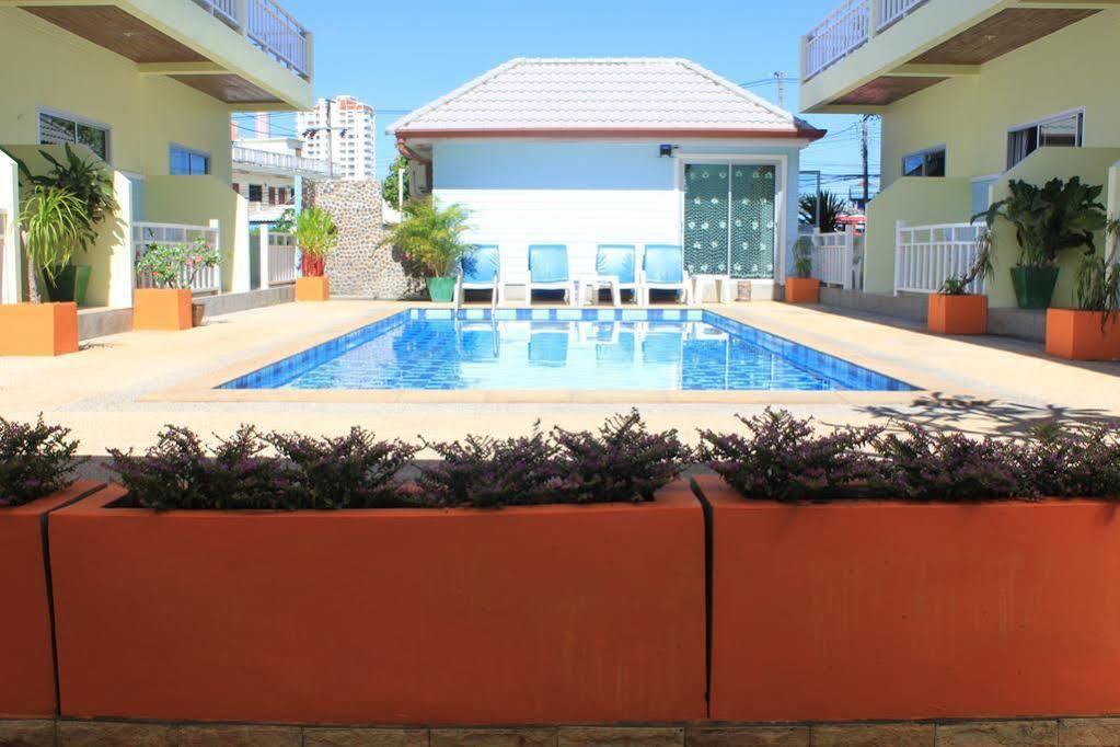 Hotel Baan Chaylay 2*