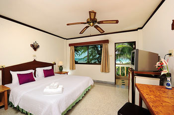 Thai Kamala Front Phuket