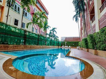 Hotel Nida Pattana 47 Central Mall 3*