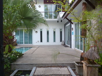 Suriya Som Villa