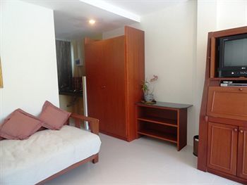 Baan Leelawadee Apartment