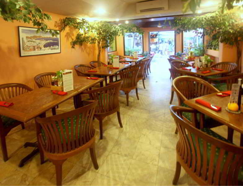 Paradise Inn 2*