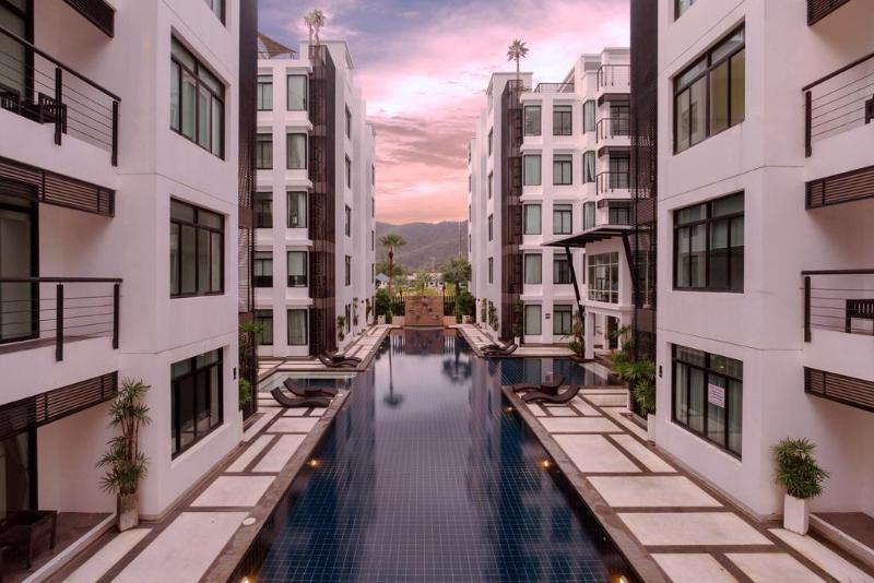Regent Phuket Condotel Aparthotel