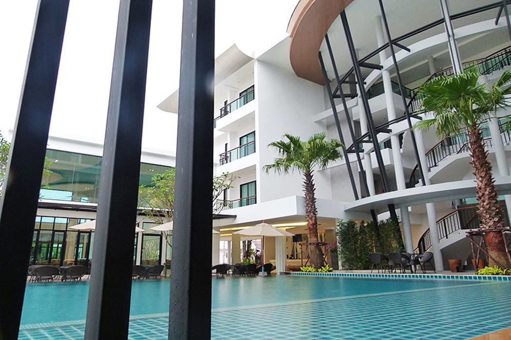 Hotel The Pago Design Phuket-sha 4*