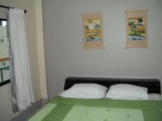 Pineapple 2* Phuket