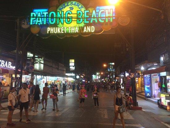 Hostel The Bed @patong *