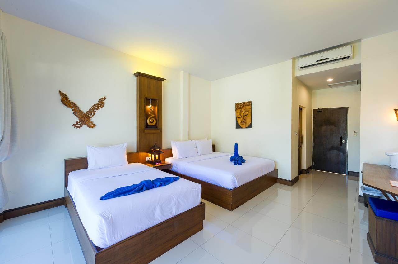Jr Siam Praia de Kata