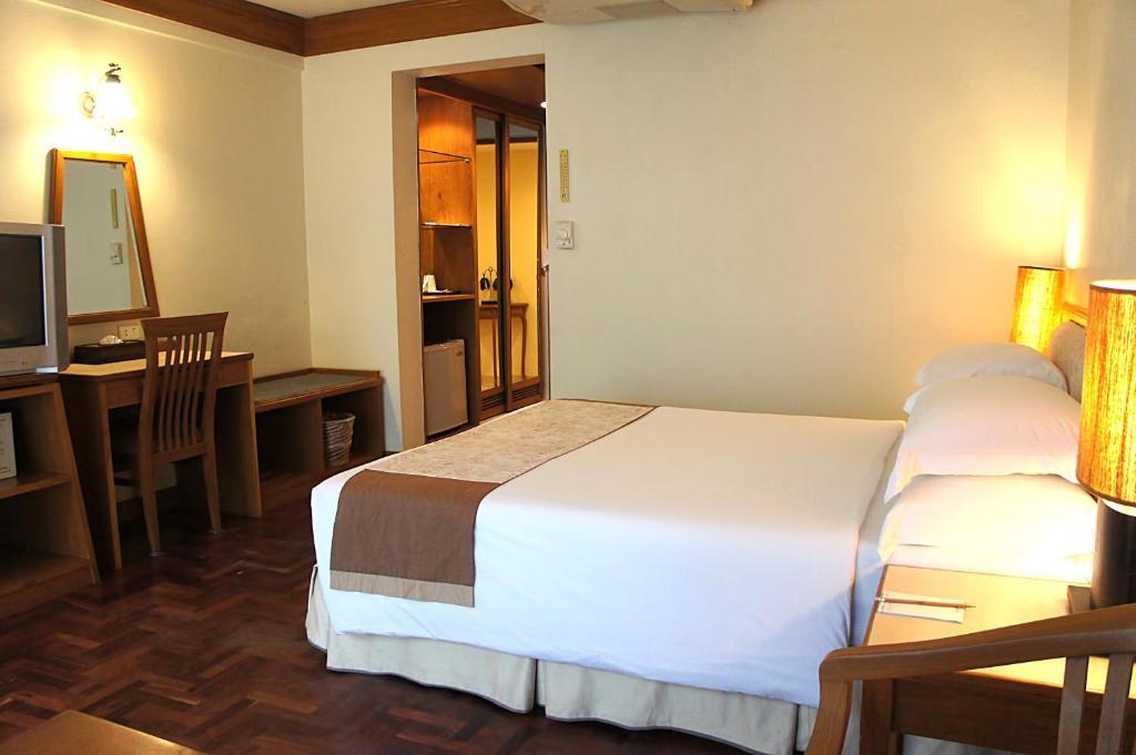 Hotel Safari Beach Hotel Patong