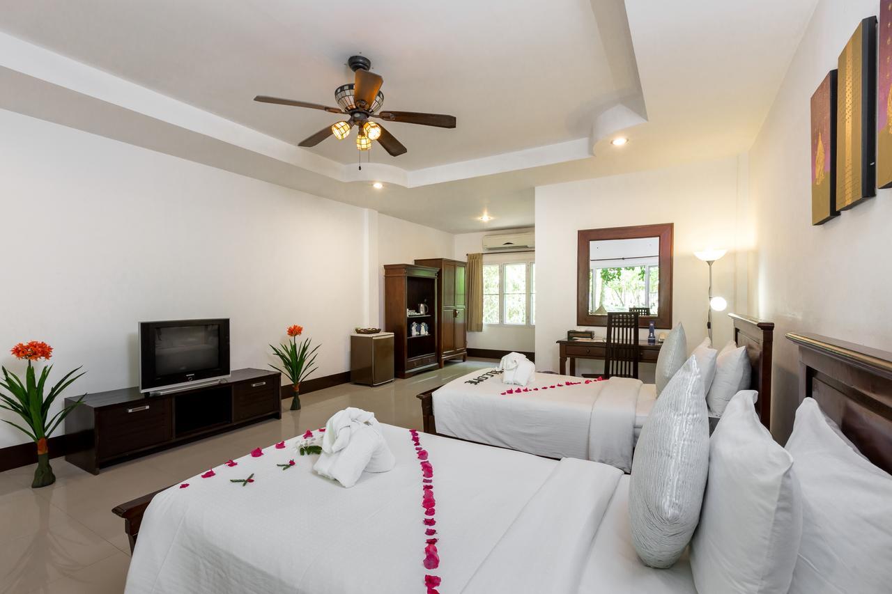 Racha Island Resort 4*