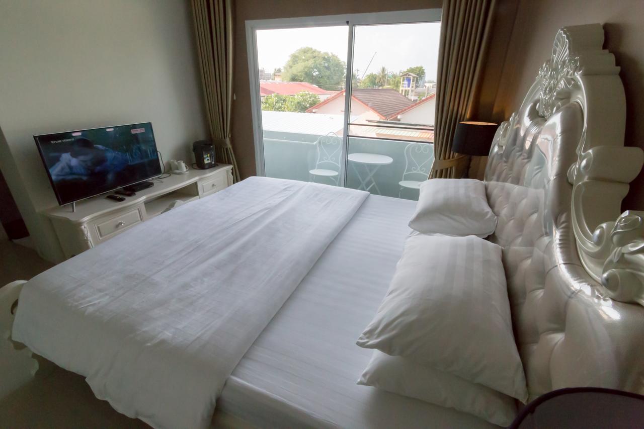 Memo Hostel Nai Yang