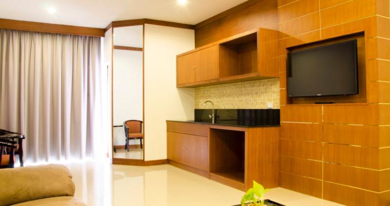 Shanaya & Hotel 4*