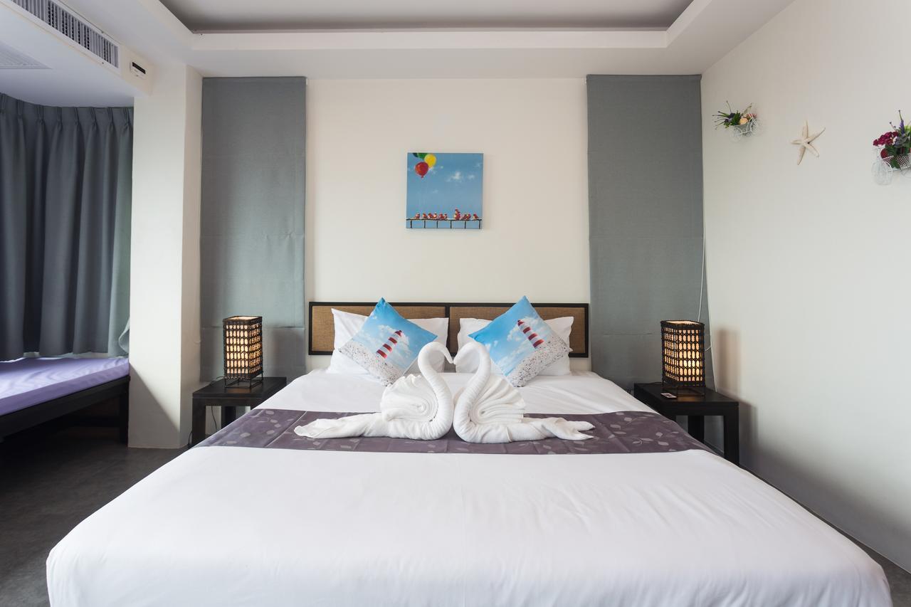 Sunset Bay View Phuket Hotel