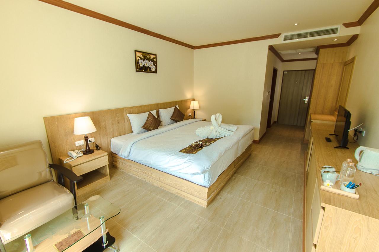 Airport Phuket - Sha Extra Hotel Nai Yang