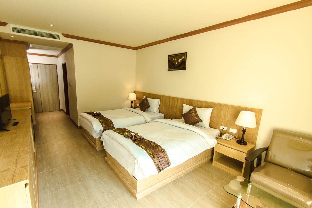 Airport Phuket - Sha Extra 4*