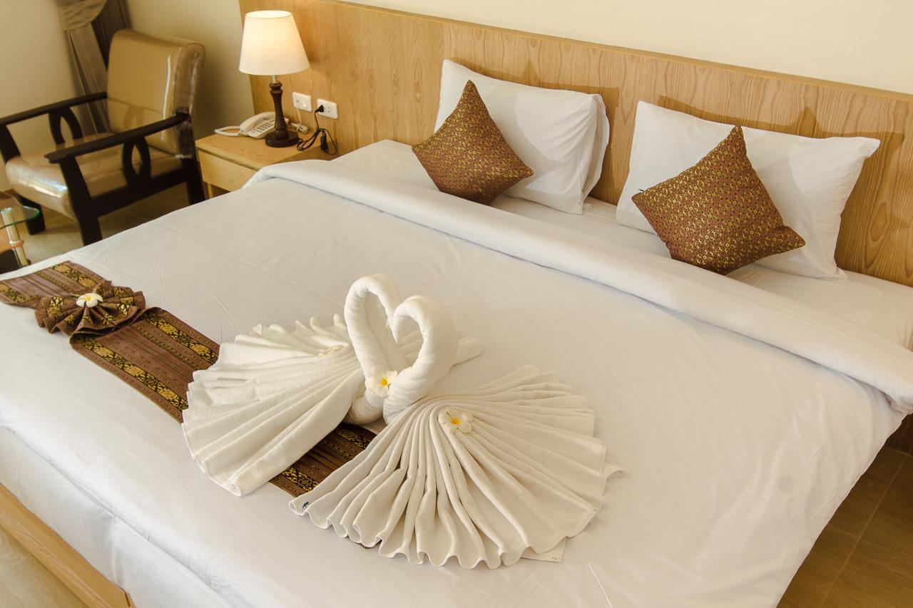 Airport Phuket - Sha Extra Hotel