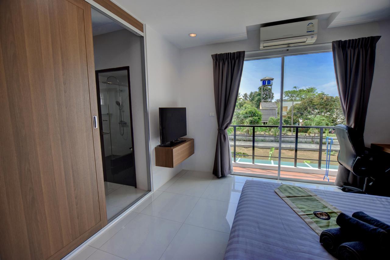 Hotel Pool Access 89 @rawai