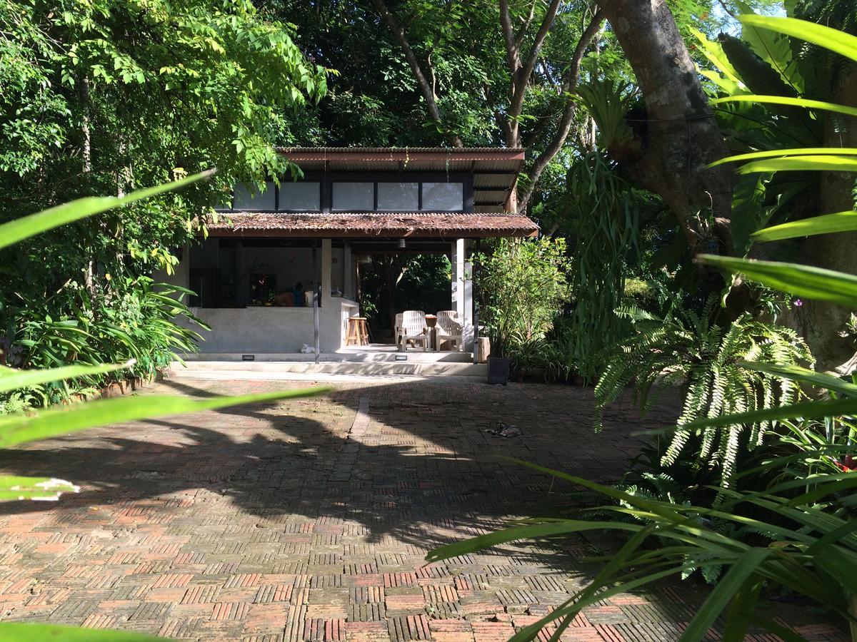 Fern House Retreat Resort Chalong
