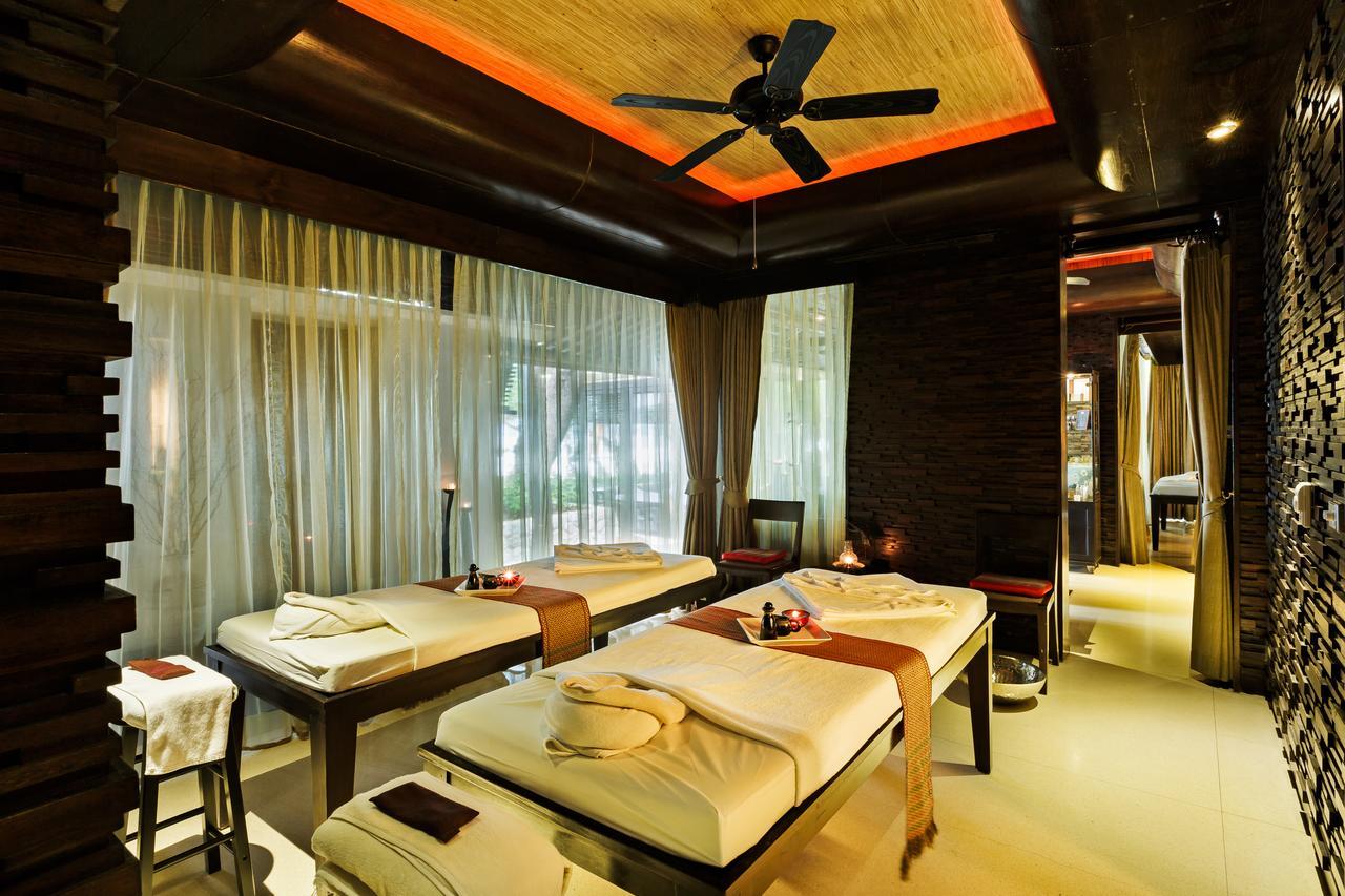 Impiana Beachfront Patong, Phuket 4*