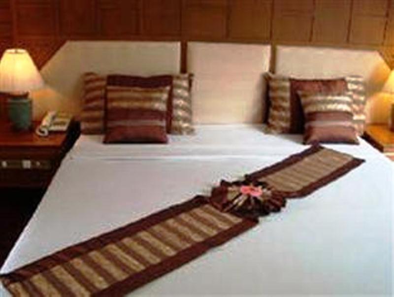 Baan Nern Sai Hotel