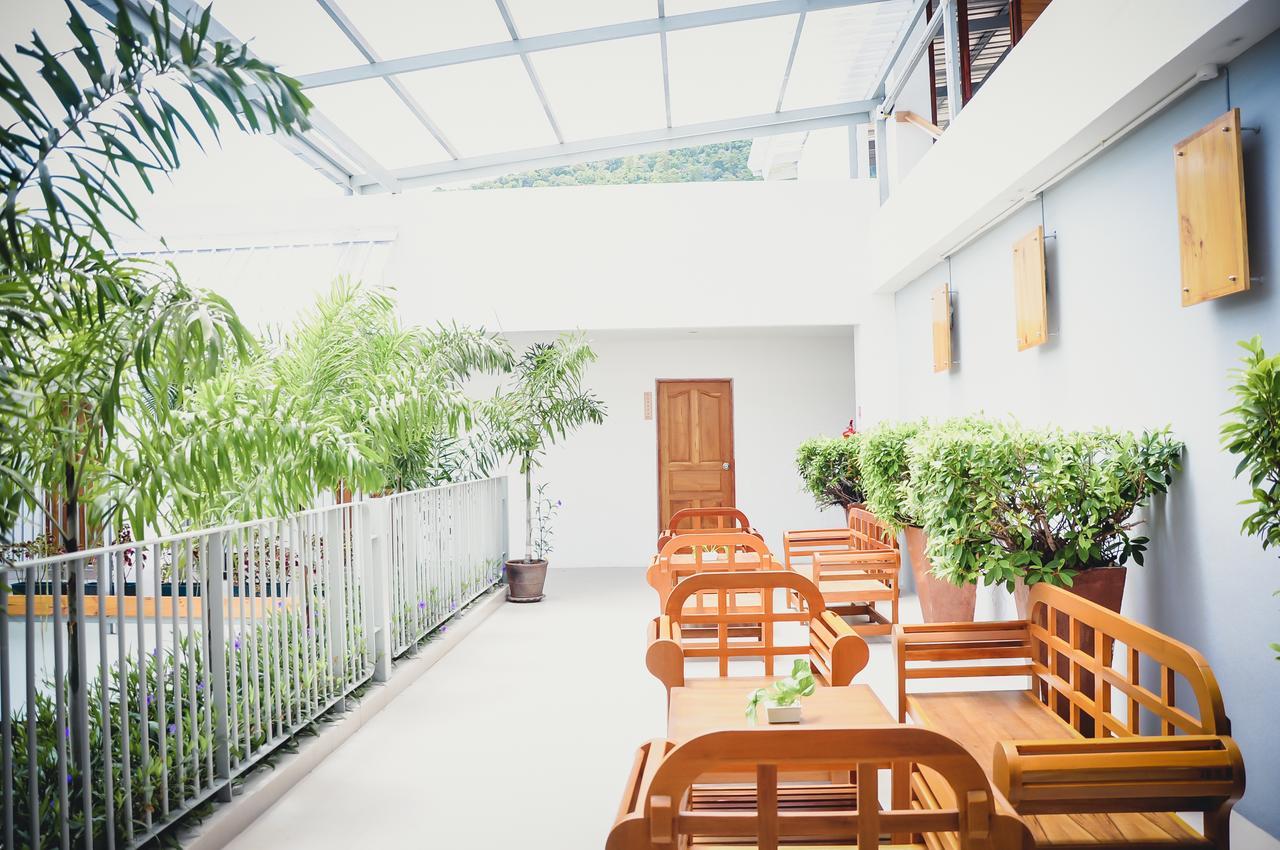 Nonnee Phuket Hostel *