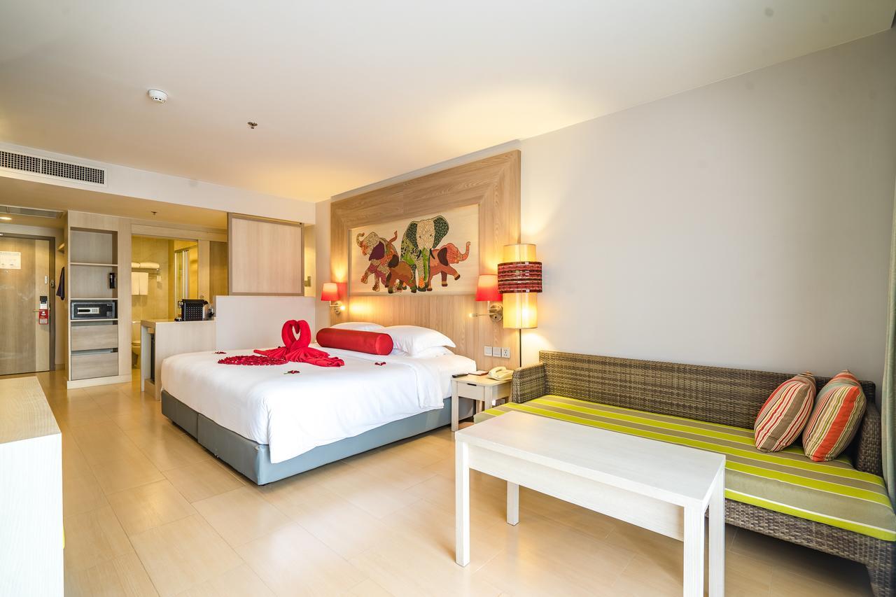 Hotel Ramada By Wyndham Phuket Deevana Patong