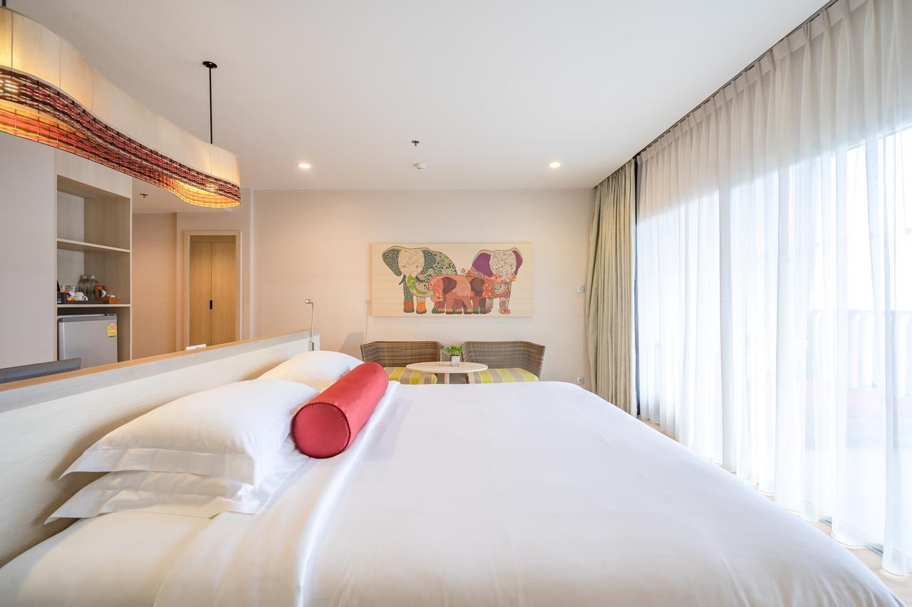 Hotel Ramada By Wyndham Phuket Deevana 4*